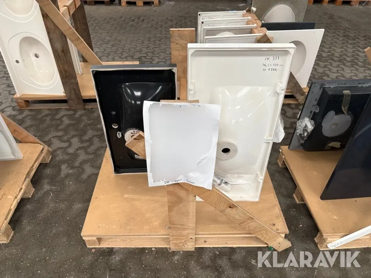 Billede 7 - Vaskebordplader Marbré & Marmorline til toilet - 223 styk.