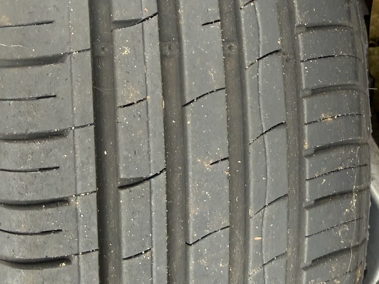 Billede 8 - Alufælge med gode sommerdæk