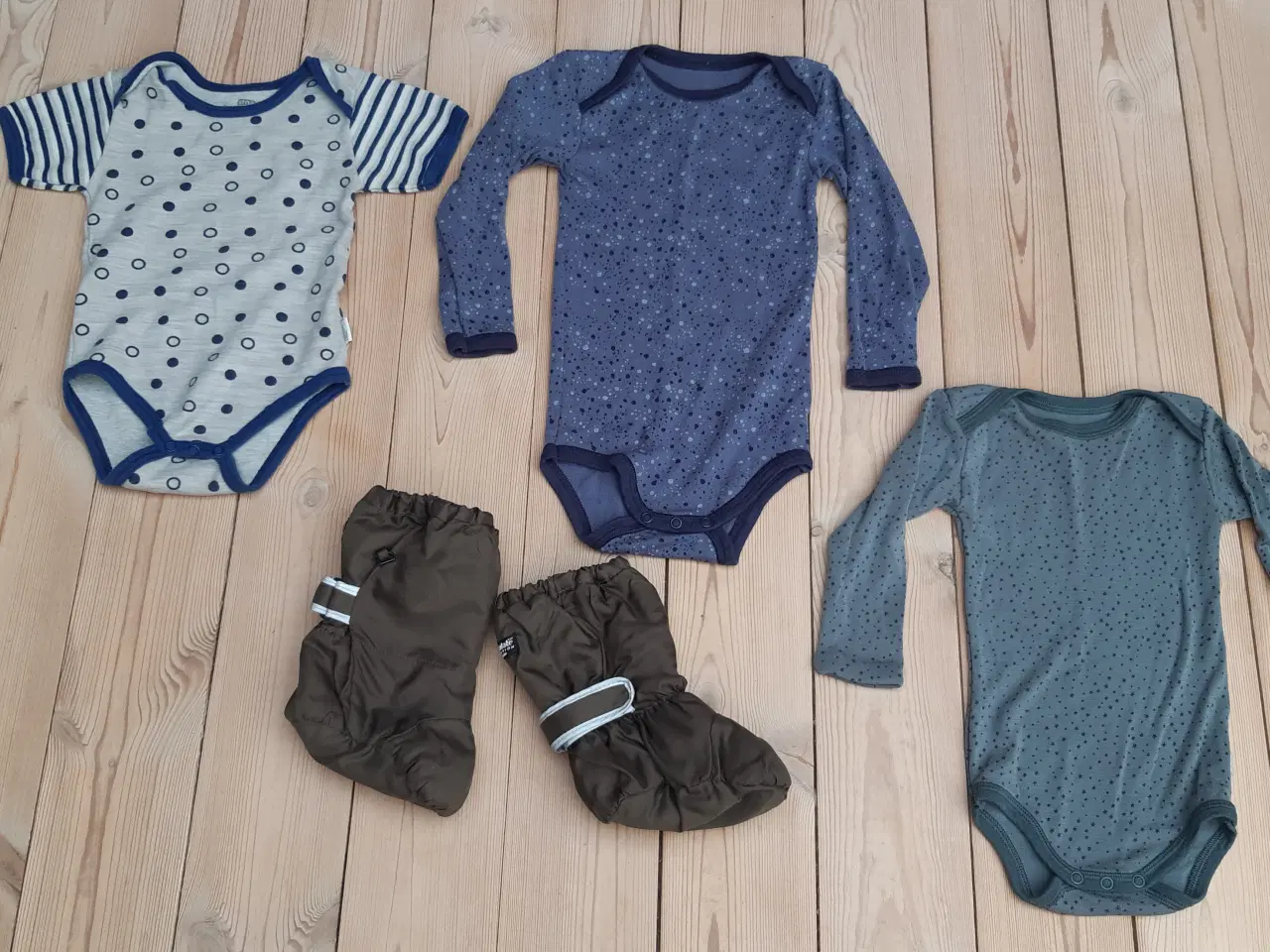 Billede 1 - STR 80, 92, 98 og futter str 20 - 22 - MERINOULD