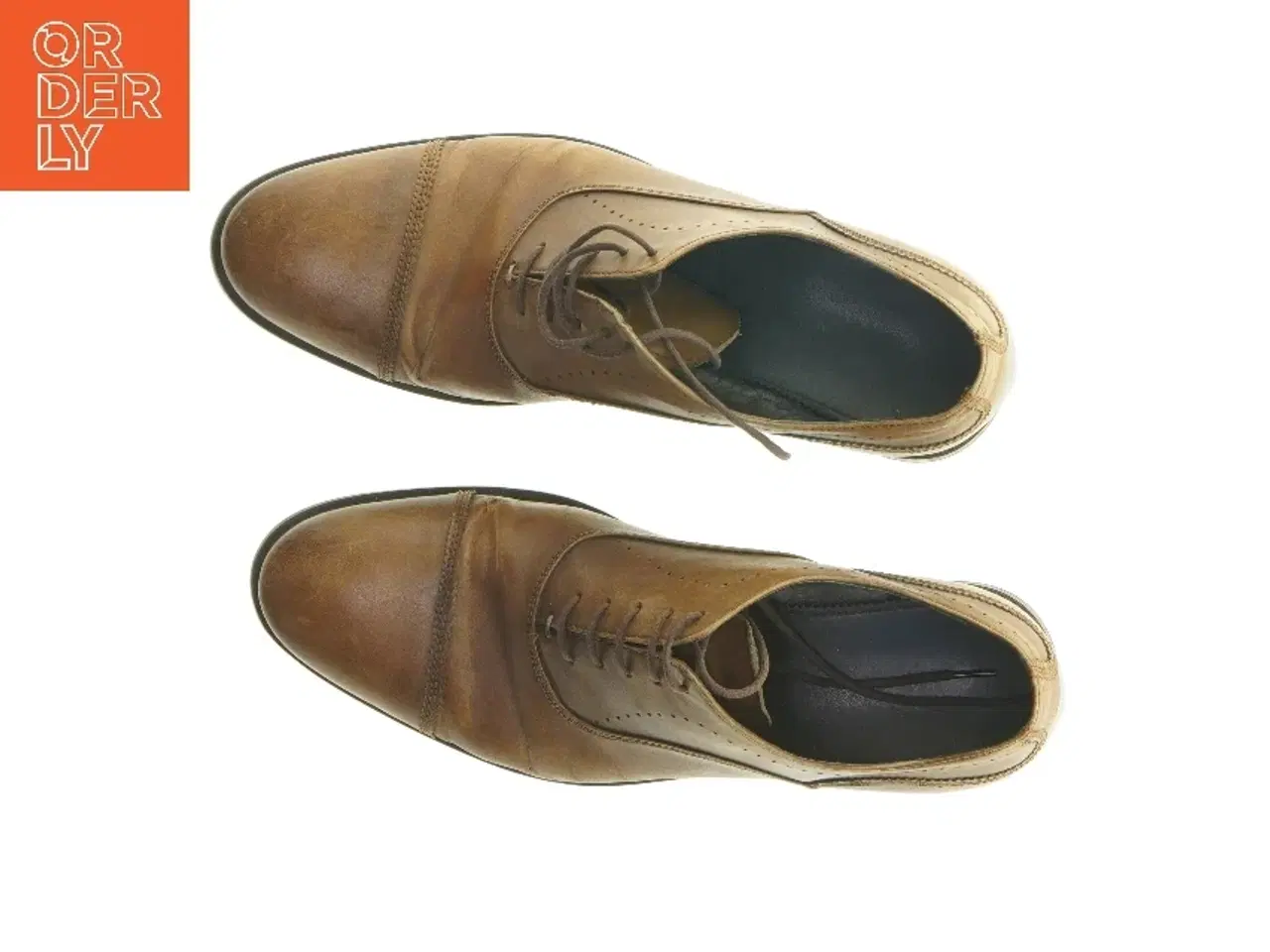 Billede 2 - Brune herresko (str. 41)