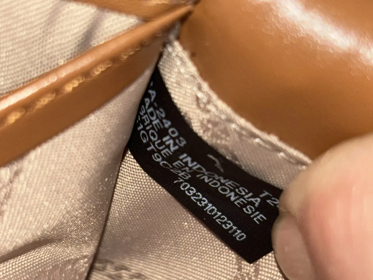 Billede 9 - Michael Kors Jet Set Charm Phone Crossbody