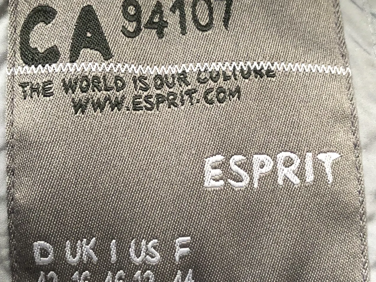 Billede 5 - DUN-VEST - dame - grå