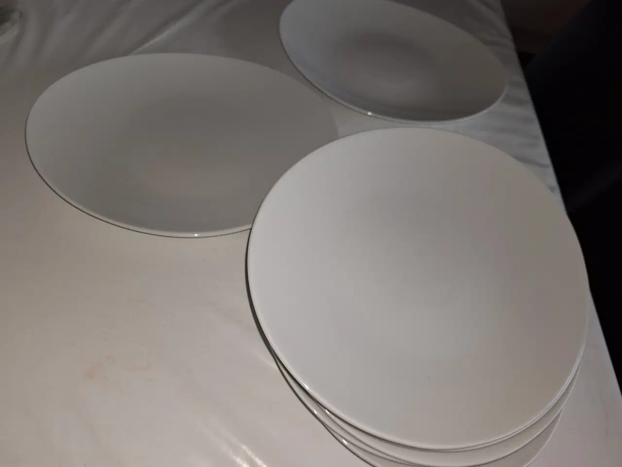 Billede 2 - Tallerkener	