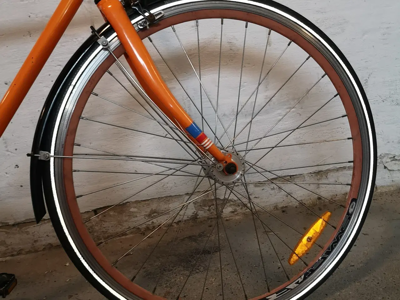 Billede 11 - MBK 28" 58 cm Orange REPLICA  1 gear , 2 nye dæk, 