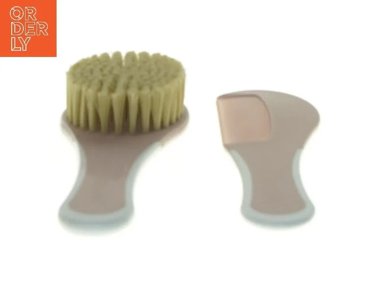 Billede 3 - Massagebørste og kam sæt fra Bebejou (str. 17 x 5 cm)