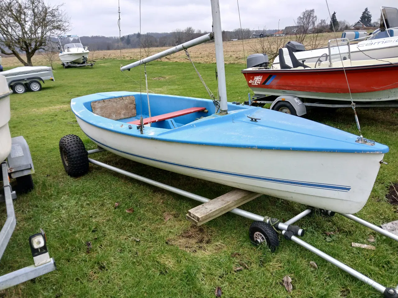 Billede 1 - COLUMBUS familie jolle til sejl og motor 