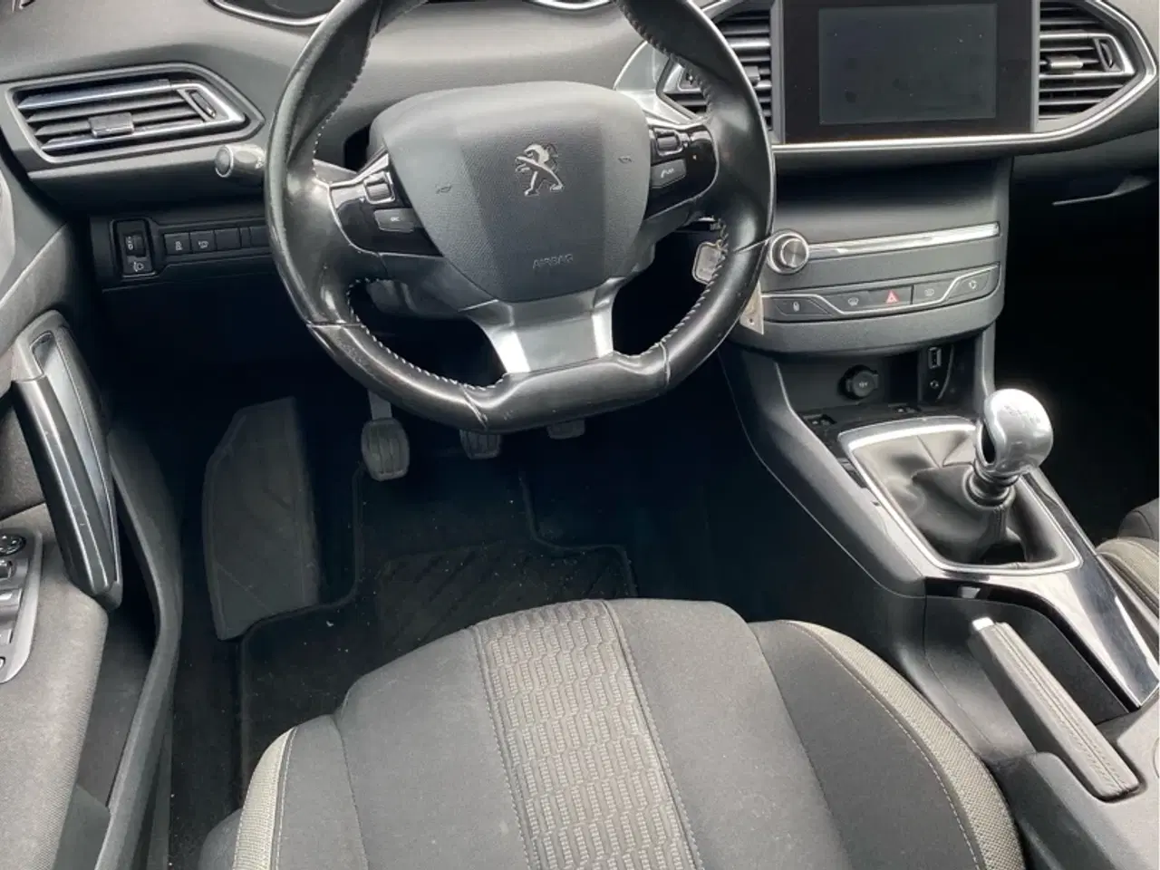 Billede 9 - Peugeot 308 1,6 Blue e-HDI Style 120HK 5d 6g