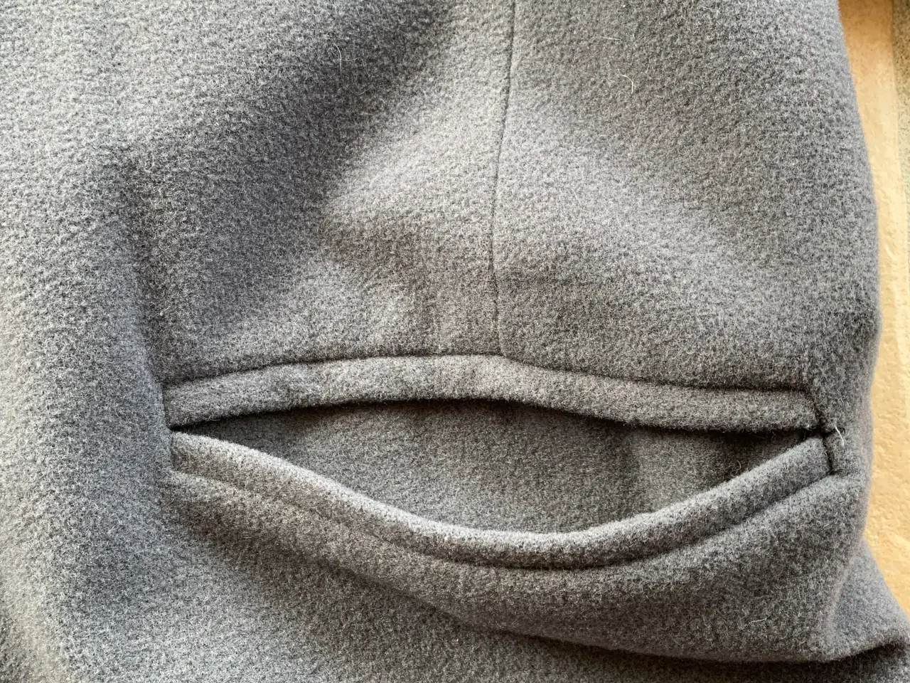 Billede 5 - Eget design grå dame uld jakke str. 44