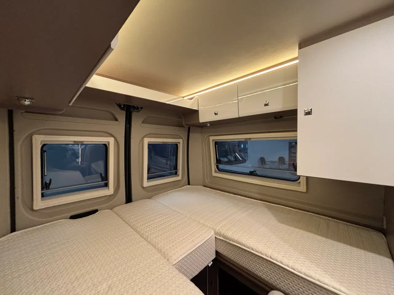 Billede 7 - Autocamper til salg - Bürstner Eliseo C642