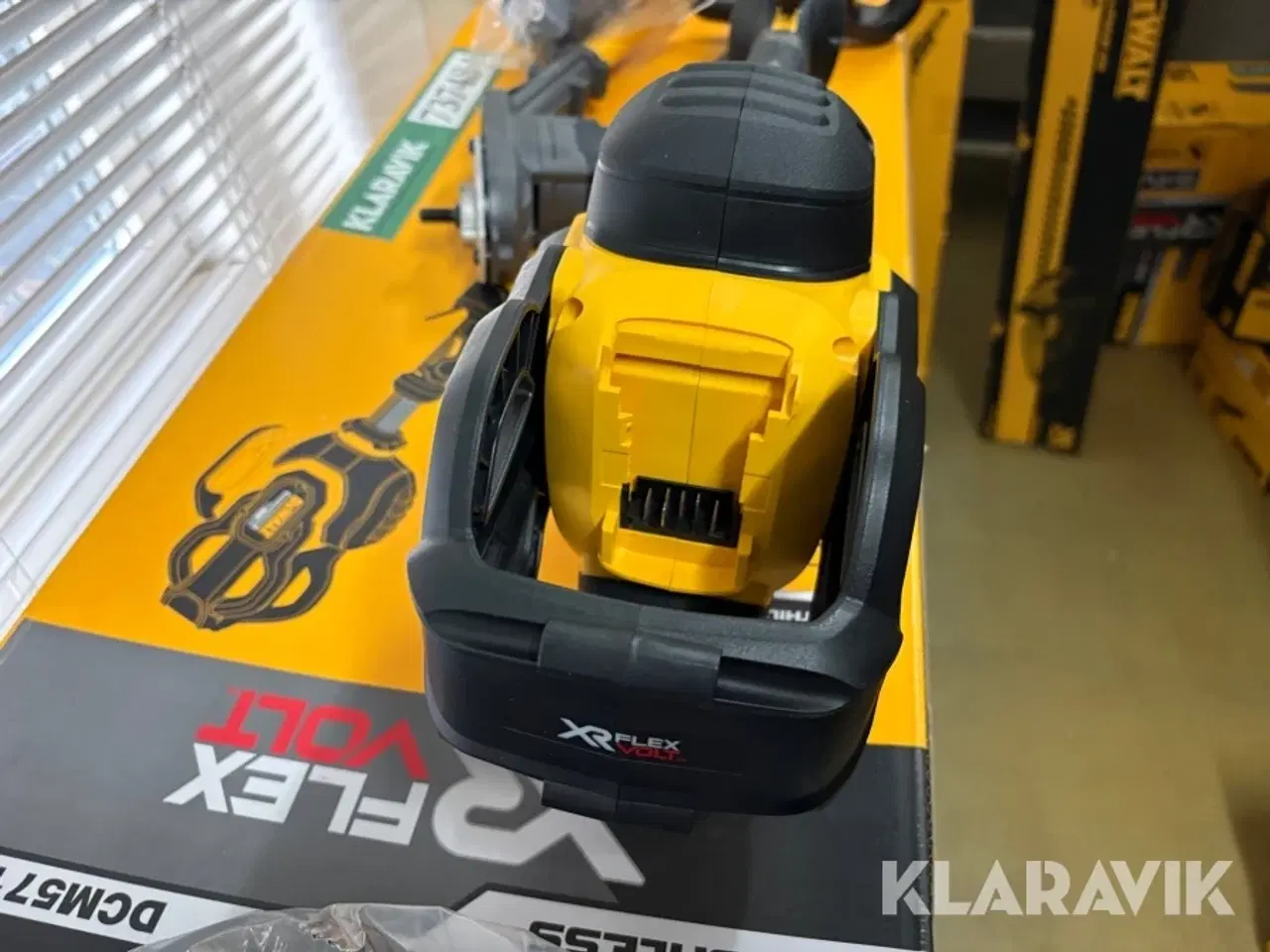 Billede 9 - Buskrydder DeWalt DCM5713N