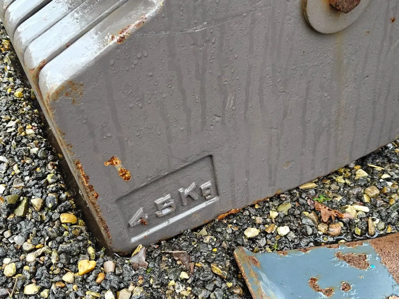 Billede 2 - - - - Frontvægt 45x14 kg. med stativ