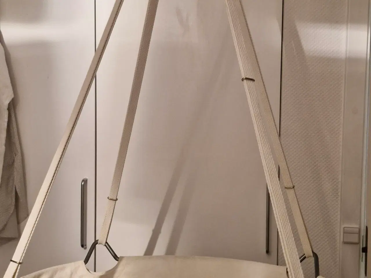 Billede 1 - LEANDER HÆNGEVUGGE.   MEGET VELHOLDT, se fotos