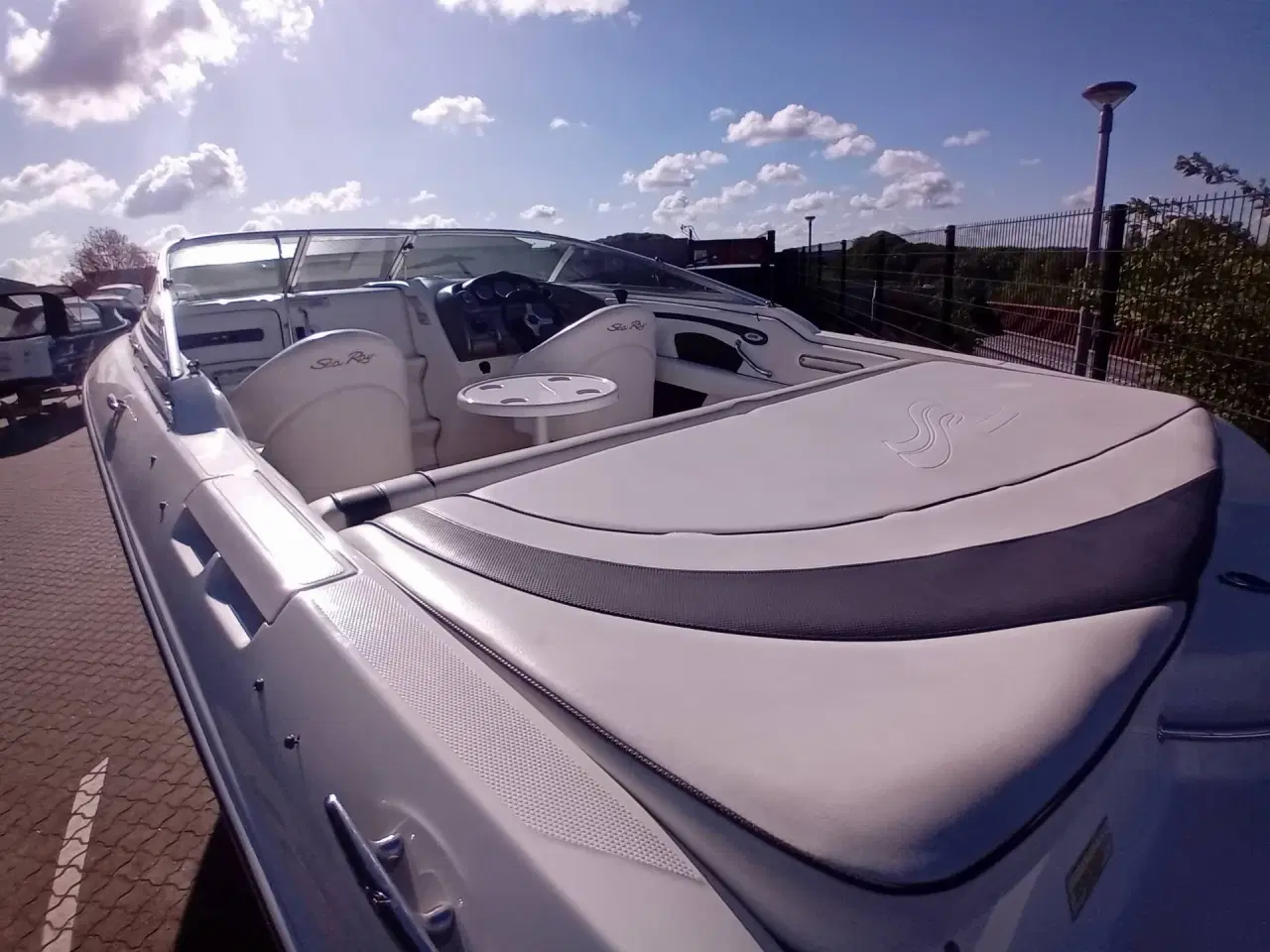 Billede 25 - Searay 220  Sunsport m/ Mercruiser 4.3