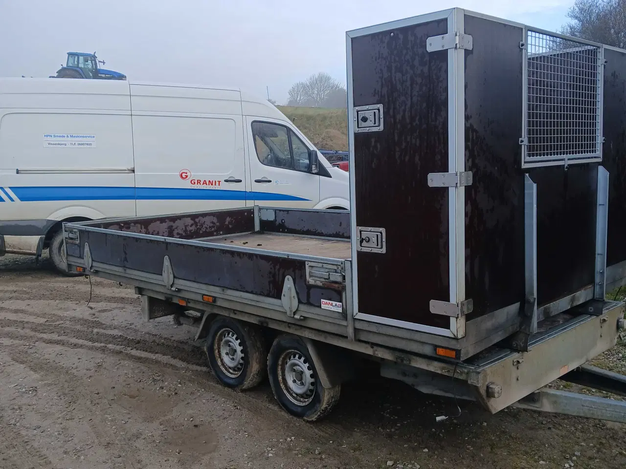 Billede 1 - 3 år gl lad til Transit