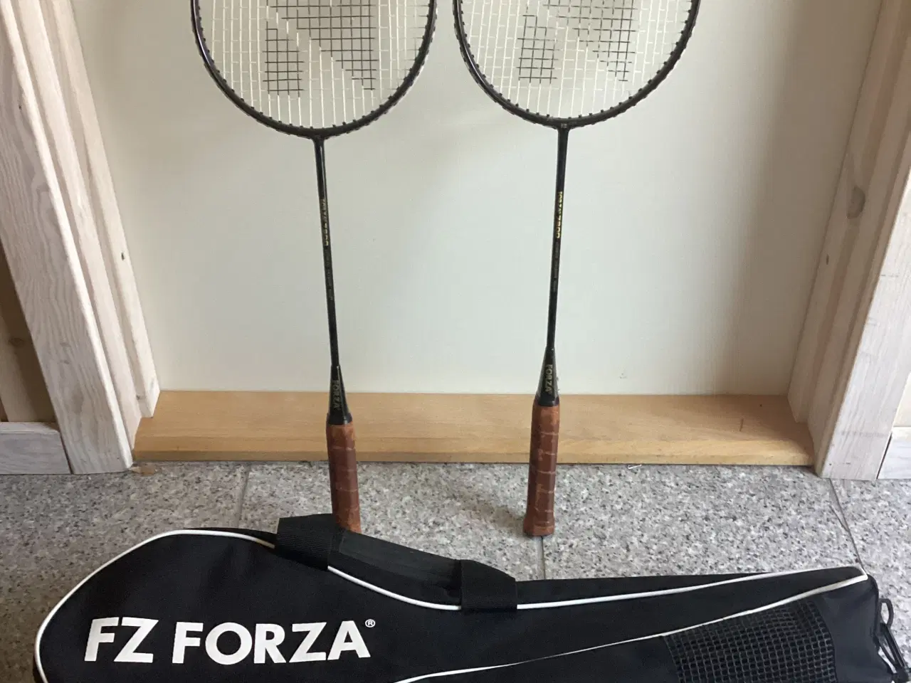 Billede 1 - 2 FORZA badmintonketchere m. FORZA taske. Samlet
