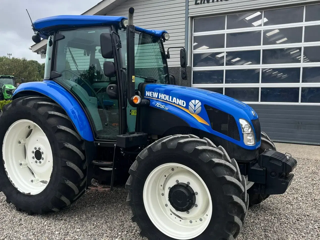 Billede 16 - New Holland TD5.115 Med brede dæk