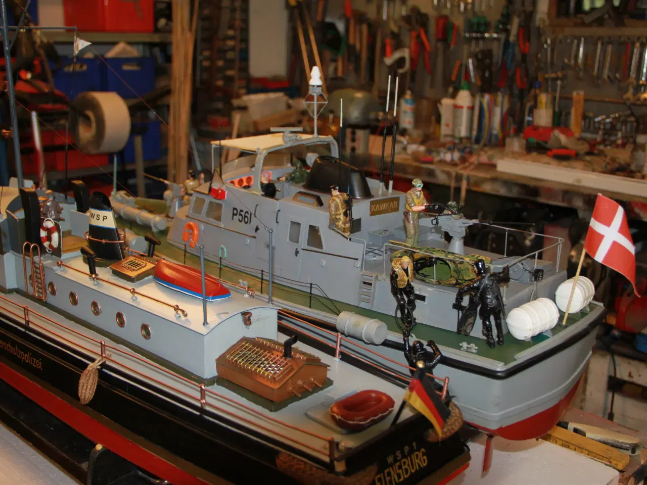Billede 11 - Fjernstyret båd, Model Slipways KAWKAB, 1:20