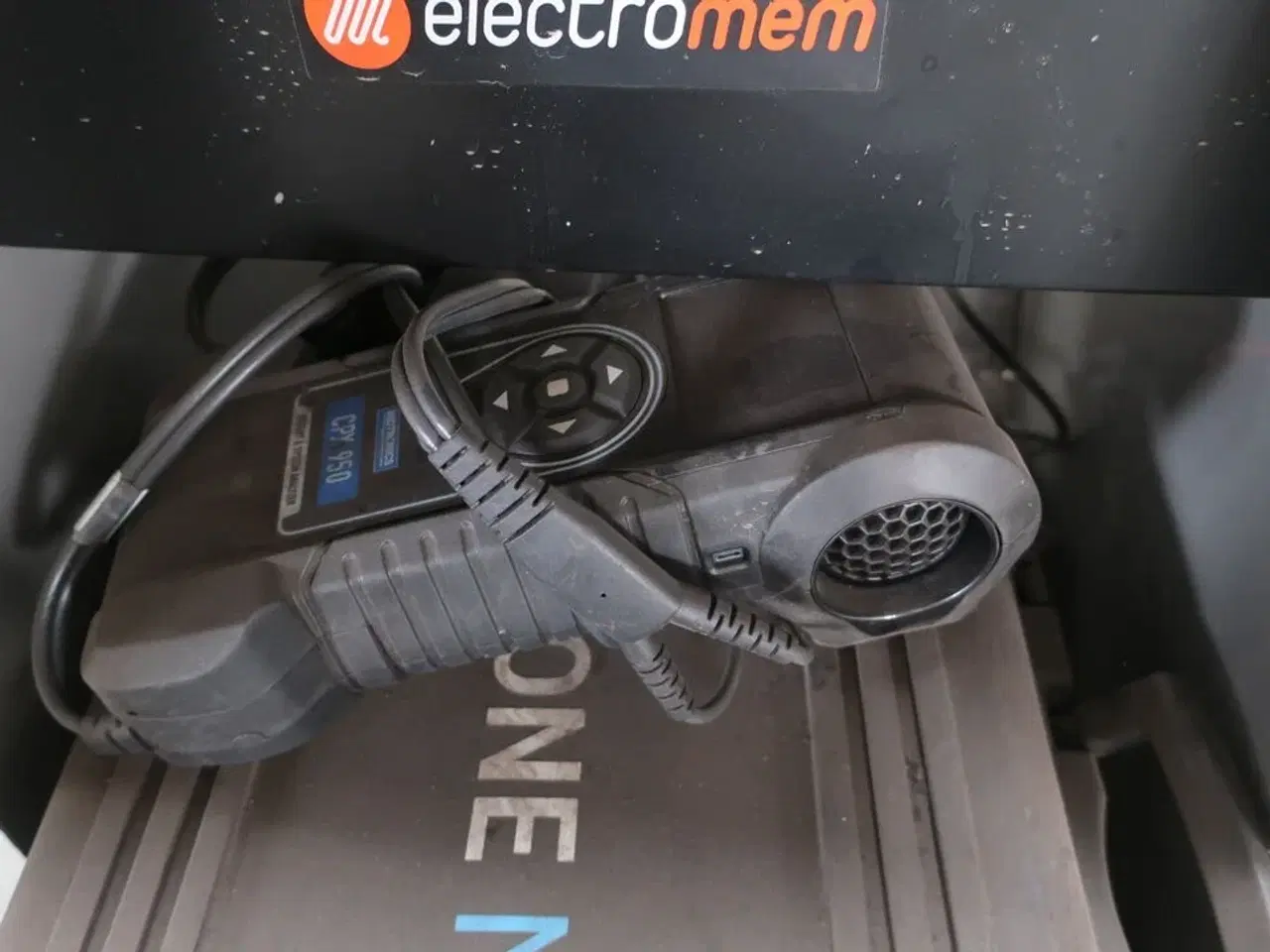 Billede 8 - Batteritester samt diagnosetester på vogn