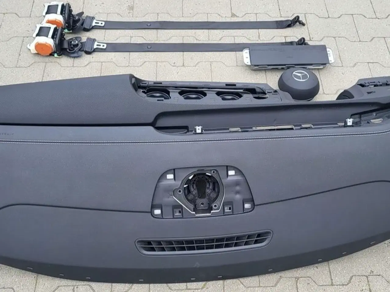 Billede 3 - Mercedes W177 klassen A Dashboard og airbags 