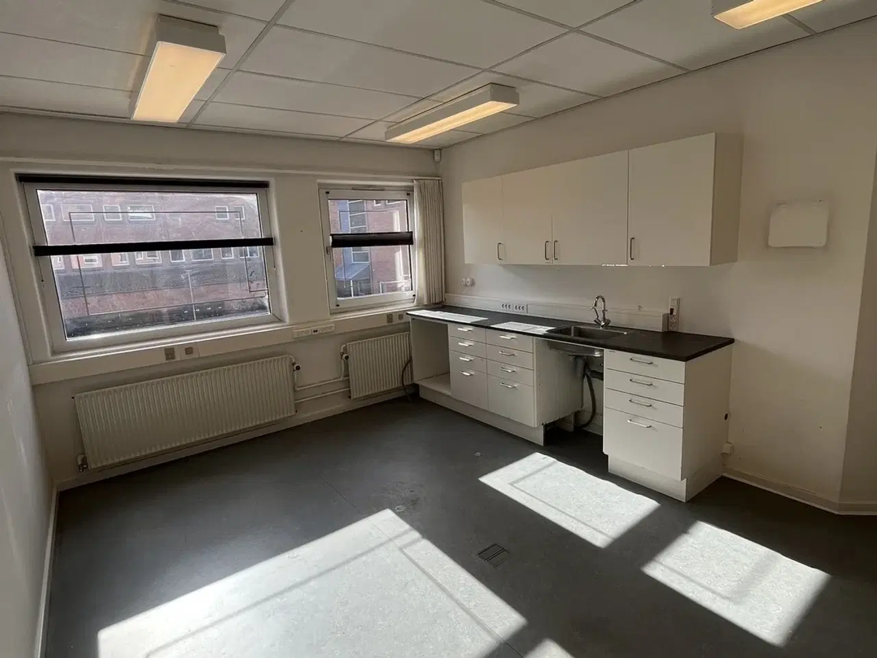 Billede 7 - Lys kontor til leje på Åboulevarden 40, Østjylland.