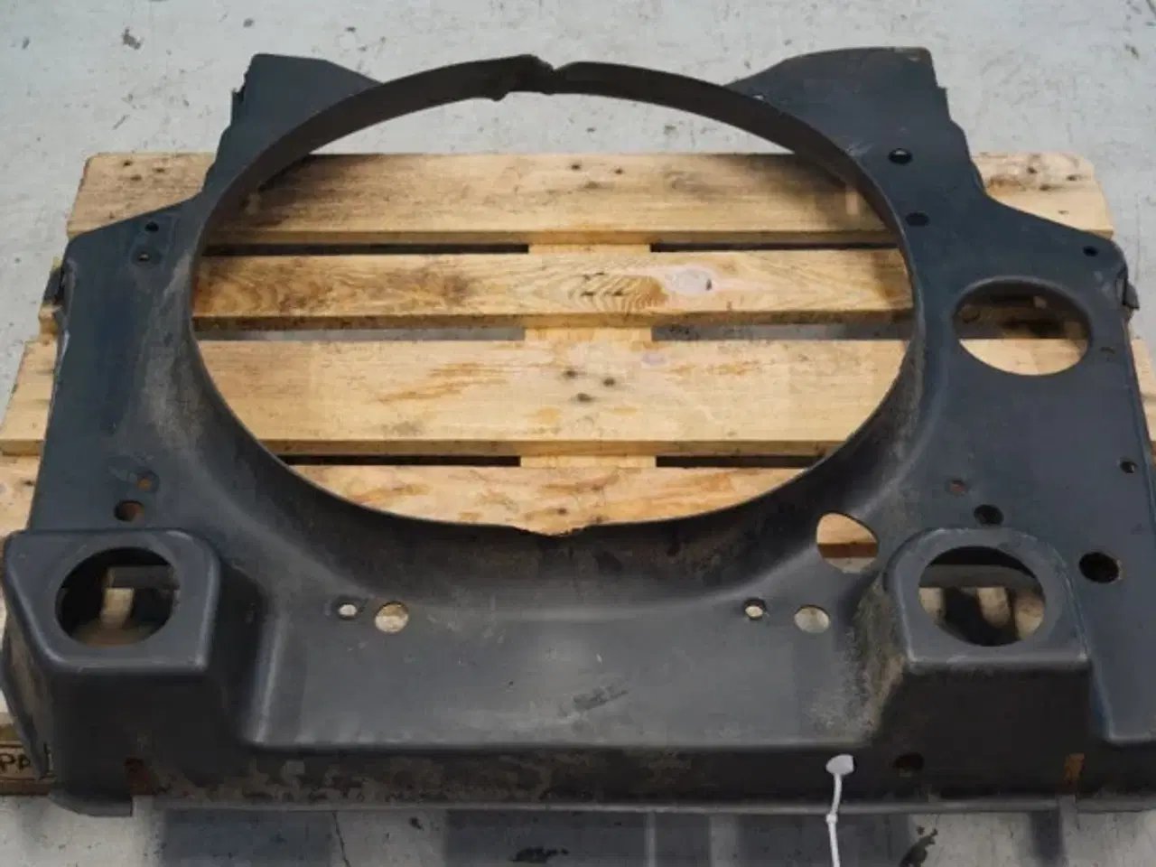 Billede 5 - Case 621D Kølerkappe 86991097