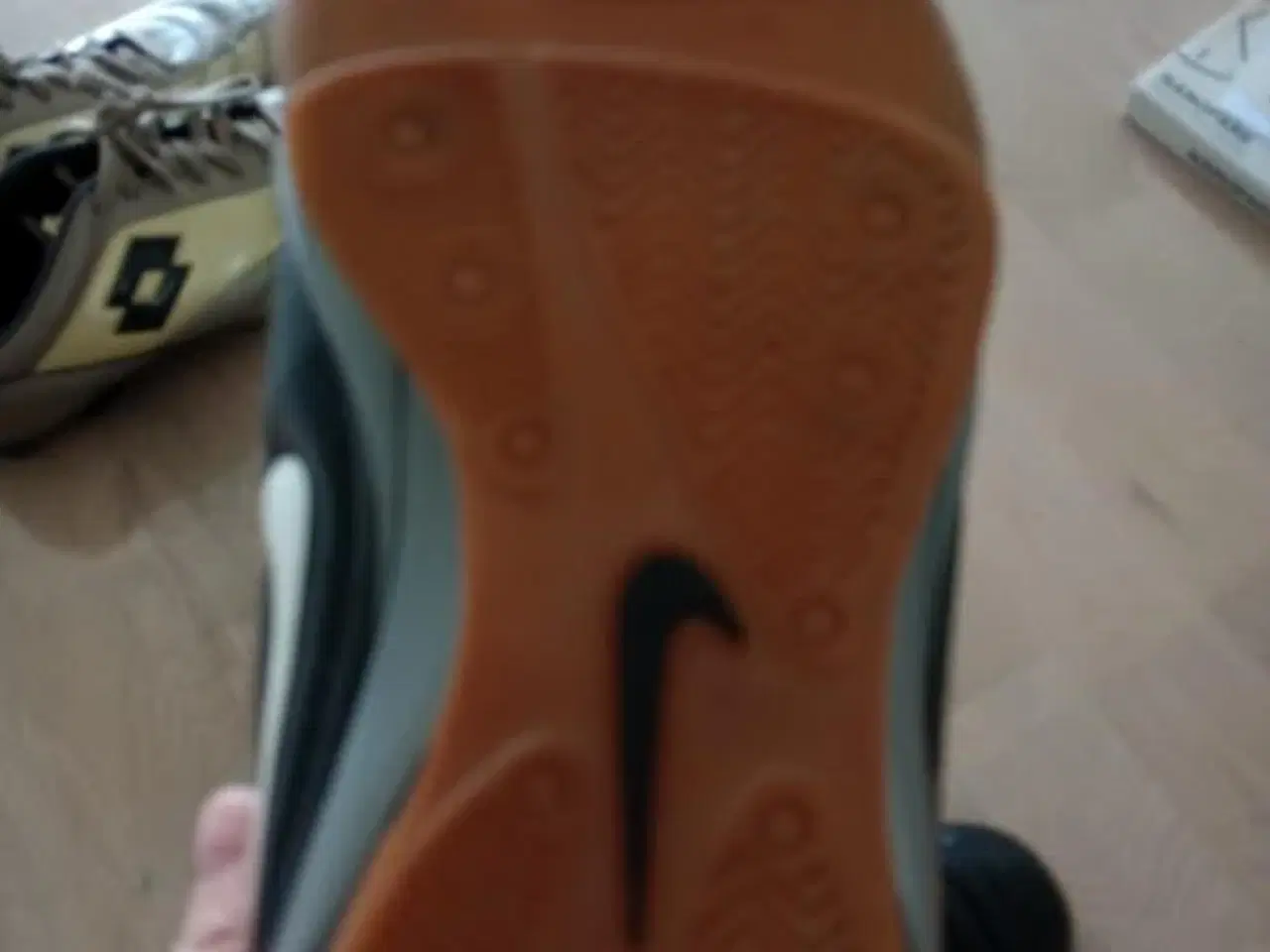 Billede 1 - Nike indendørs sko størrelse 45,5