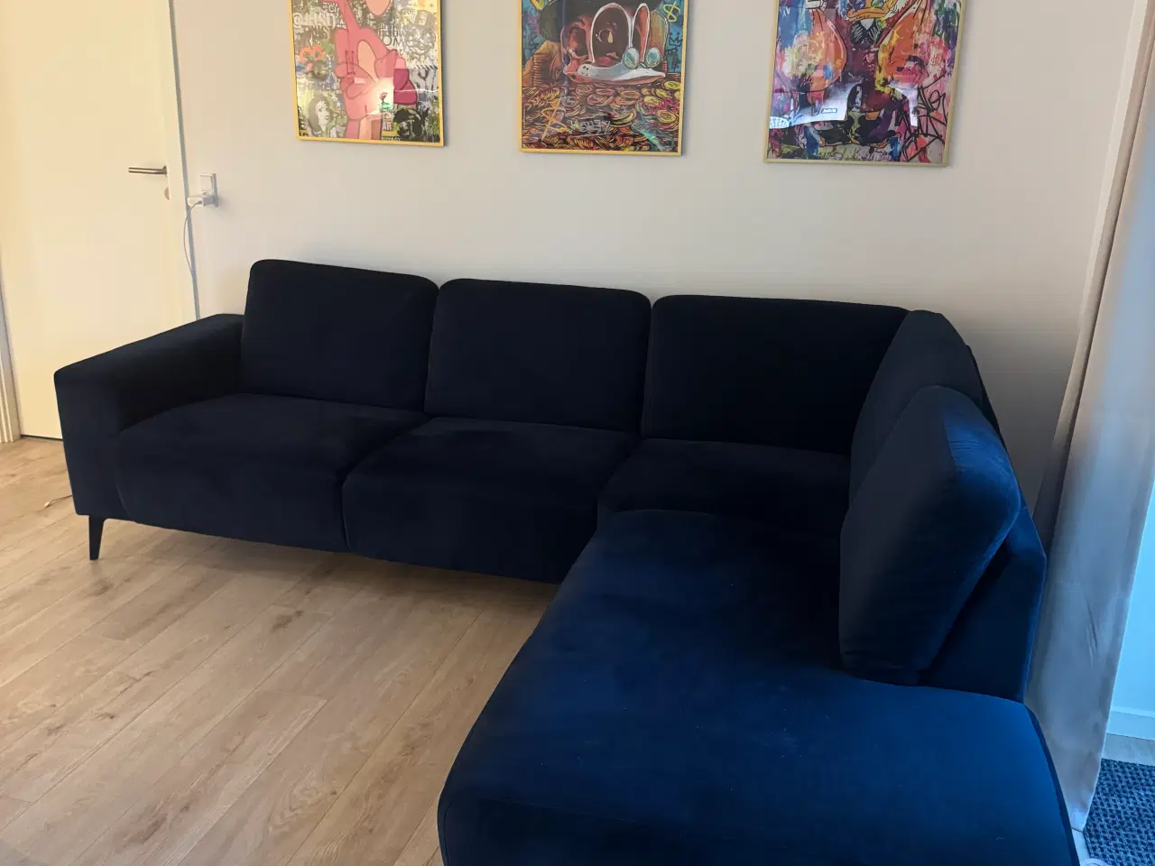 Billede 2 - Chaiselong sofa i blå velour