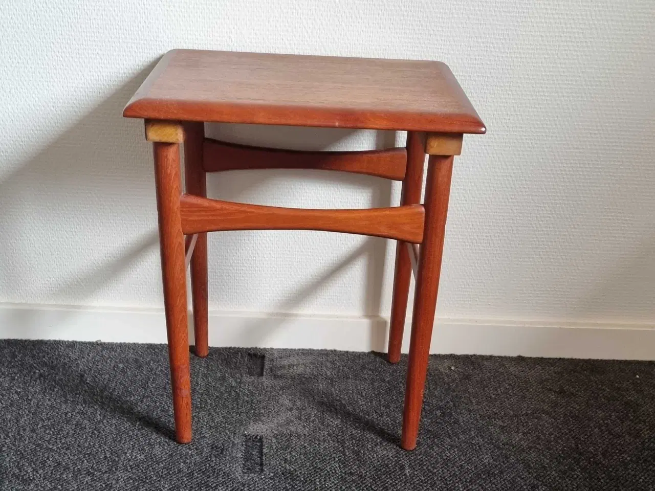 Billede 1 - Lille Teaktræ 