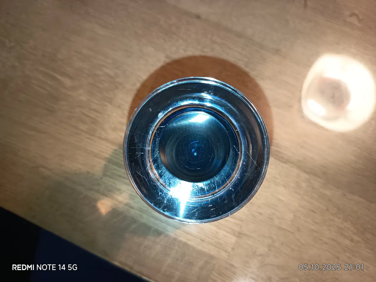 Billede 5 - Bertil Vallien , Kosta Boda skål i blå og sorte to