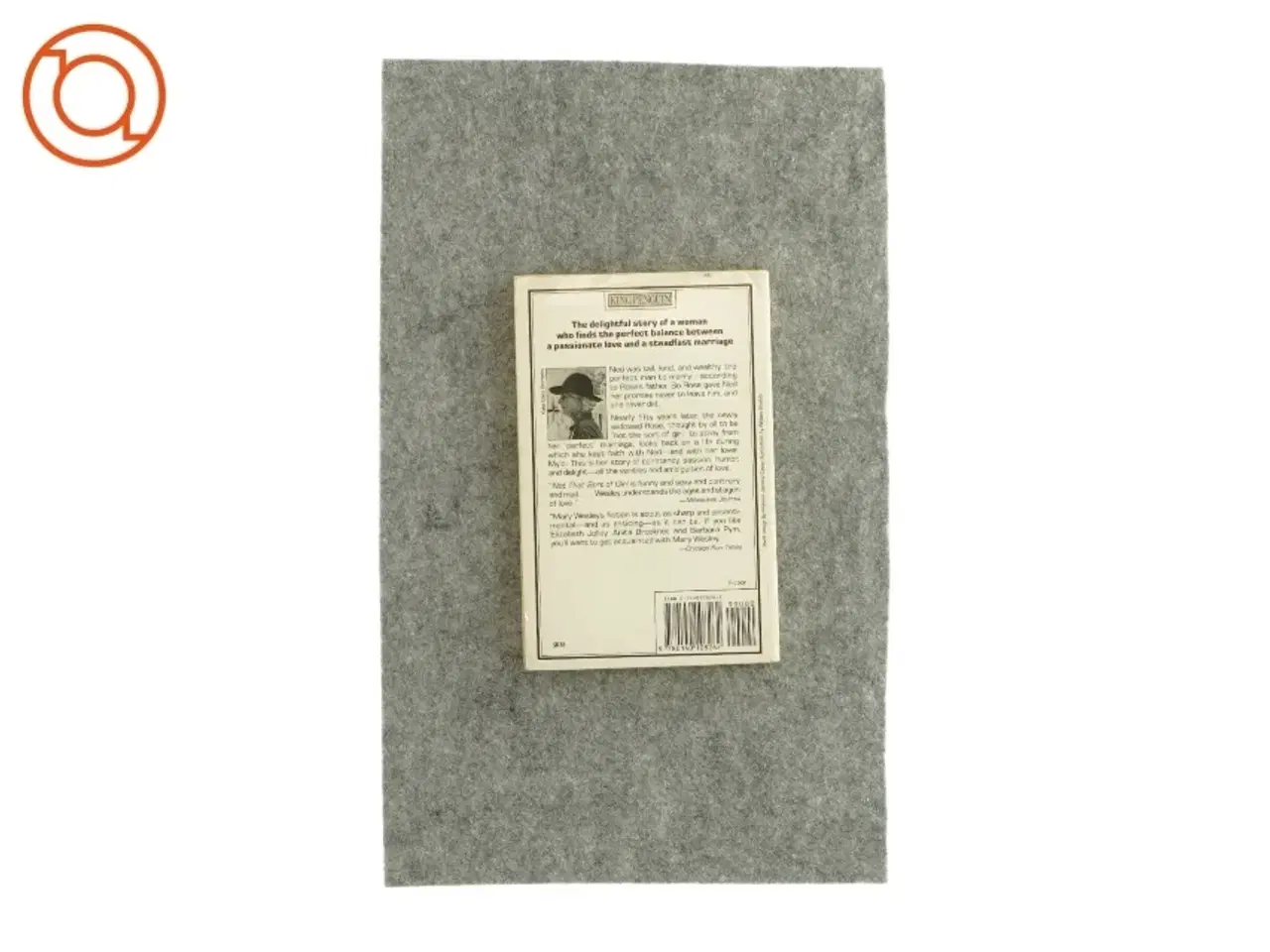 Billede 2 - Not that sort of girl af Mary wesley (bog)