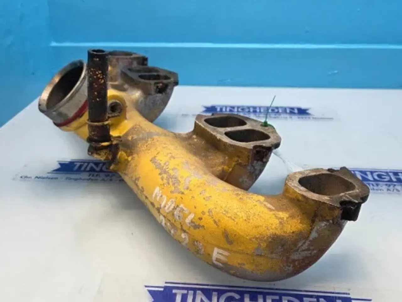 Billede 8 - Ford 2723E Indsugningsmanifold 6094199