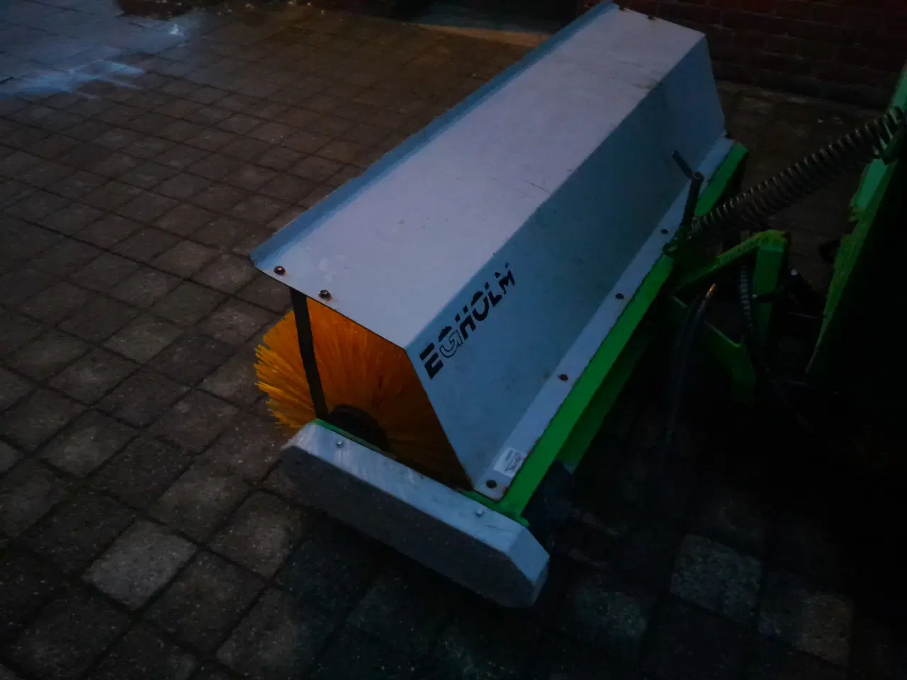 Billede 2 - Egholm kost, sneskraber, løvsuger hoved, plastlad