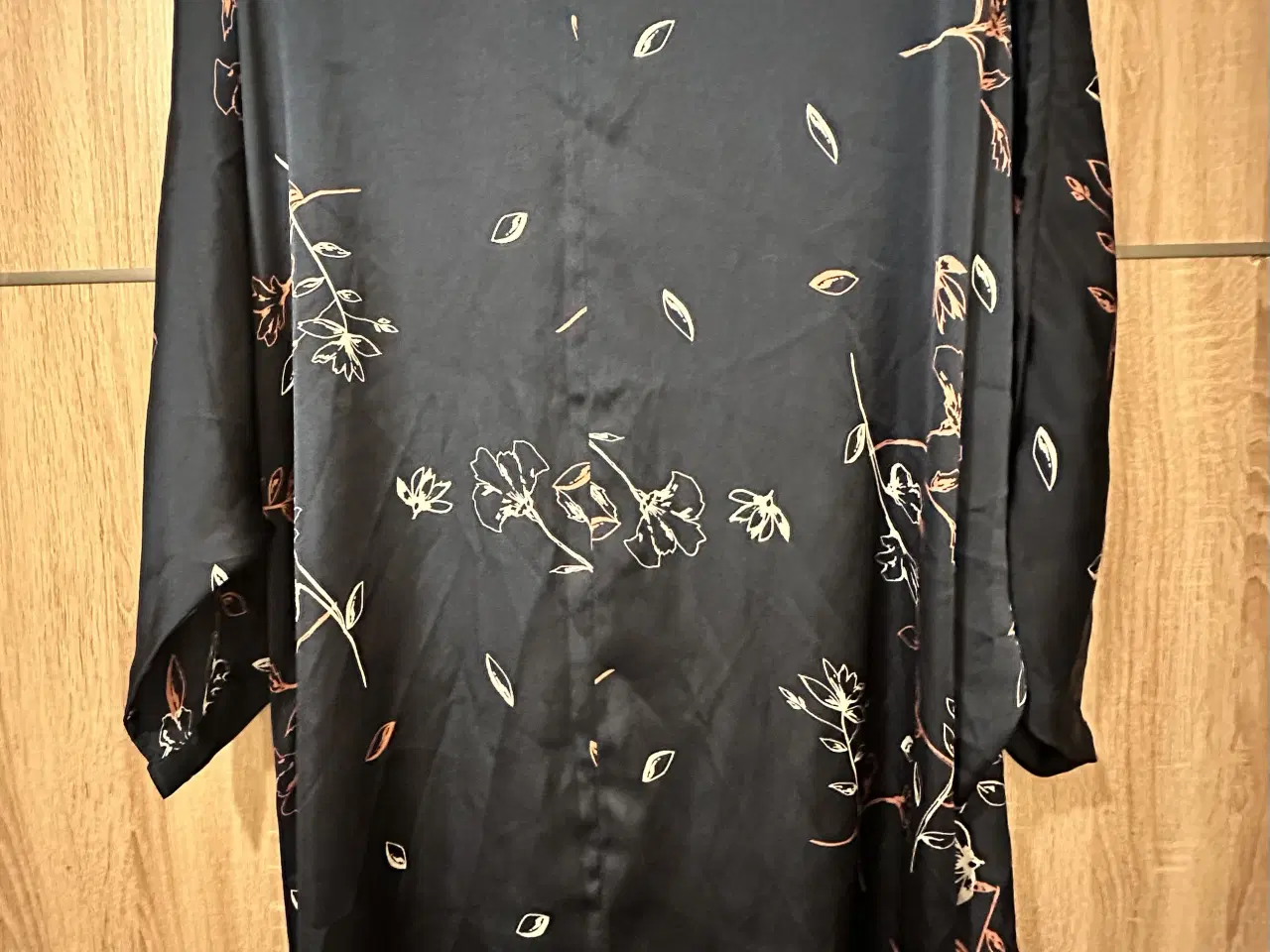 Billede 4 - Smuk tunika/kjole str. 48 som ny