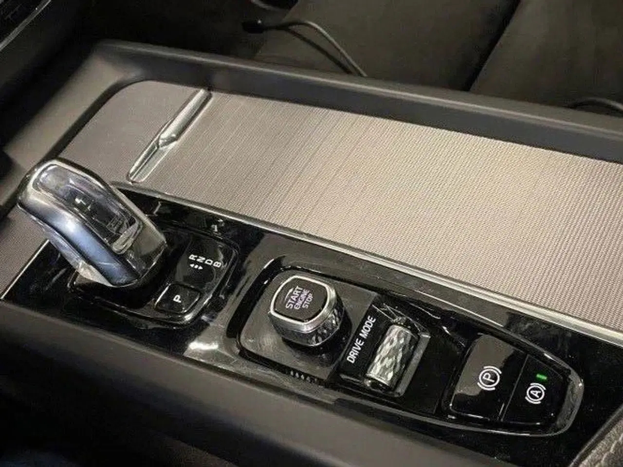 Billede 28 - Volvo XC60 2,0 T8 Twin Engine  Plugin-hybrid R-design AWD 390HK 5d 8g Aut.