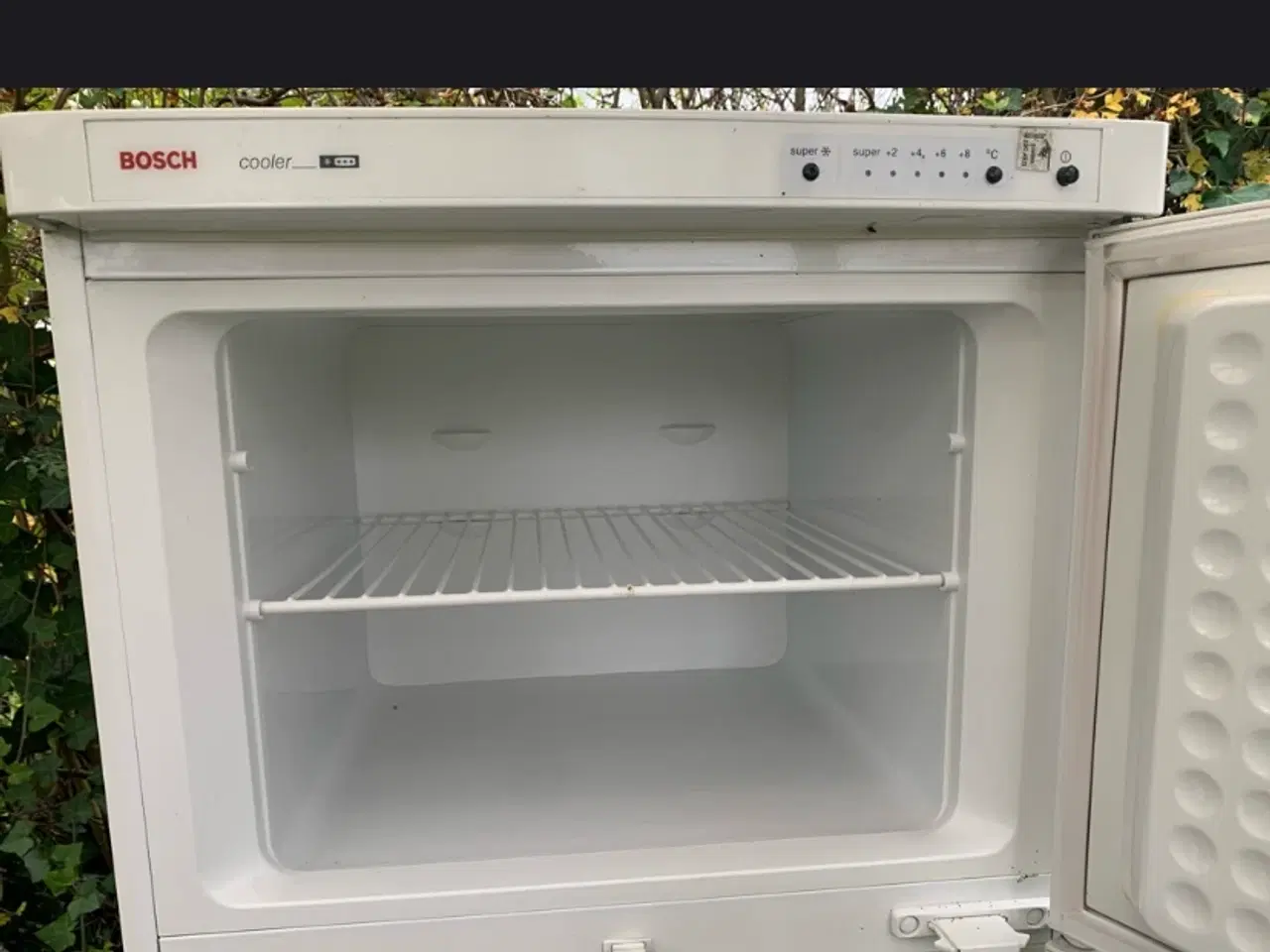 Billede 3 - Køleskab med lille fryser