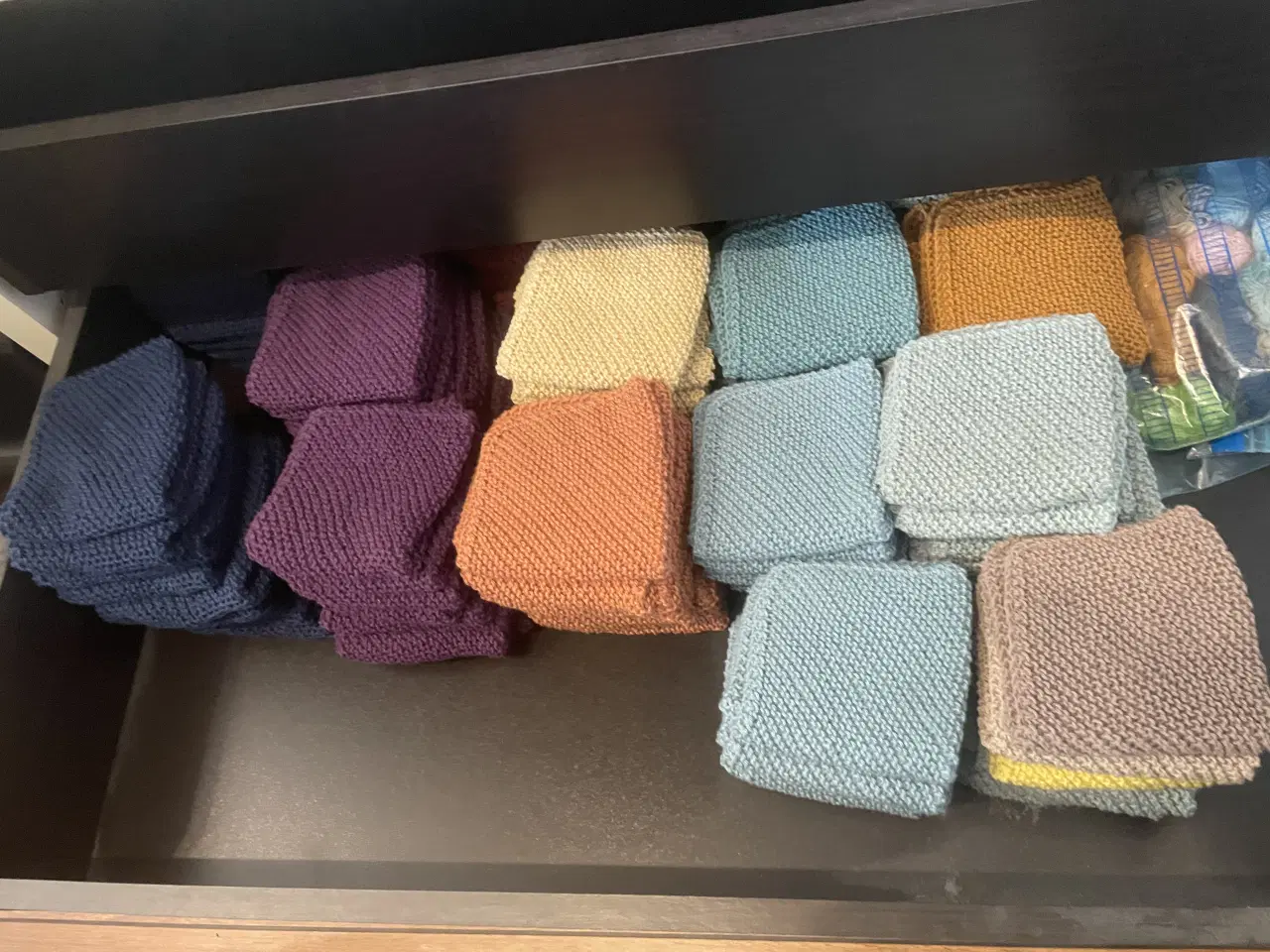 Billede 3 - UDSALG 🔴Hjemmestrikkede klude