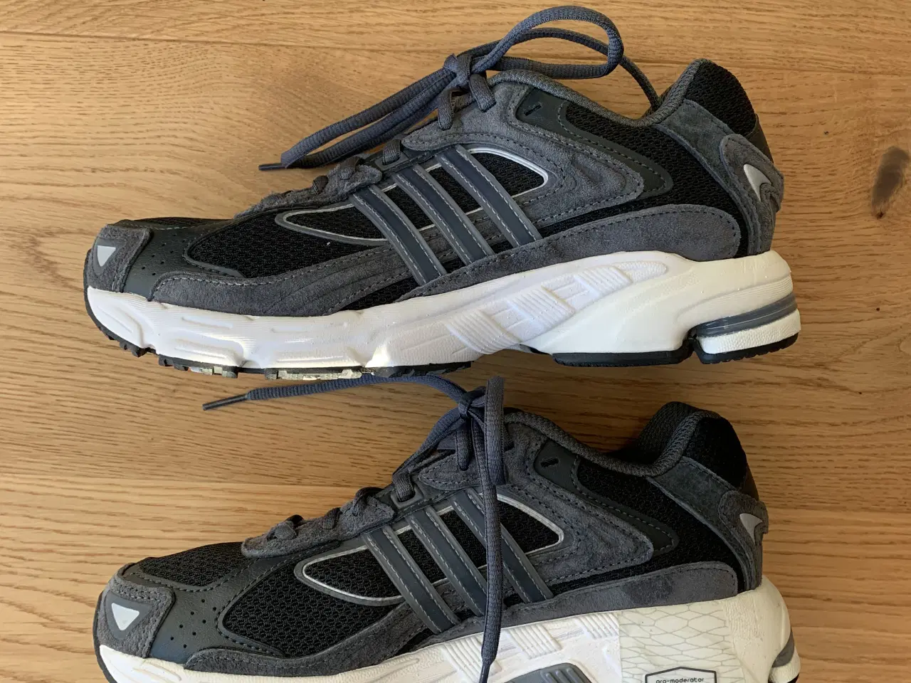 Billede 3 - Adidas sneakers str. 38