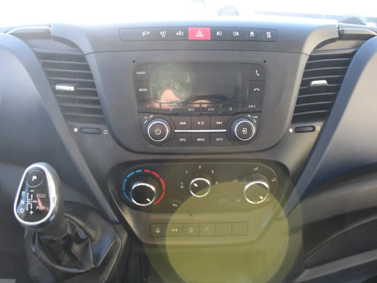 Billede 5 - Iveco Daily 3,0 35C21 Mandskabsvogn m/lad AG8