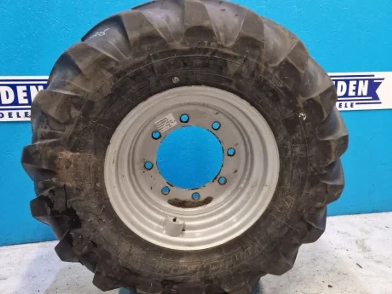 Billede 2 - 18"   340/80R18