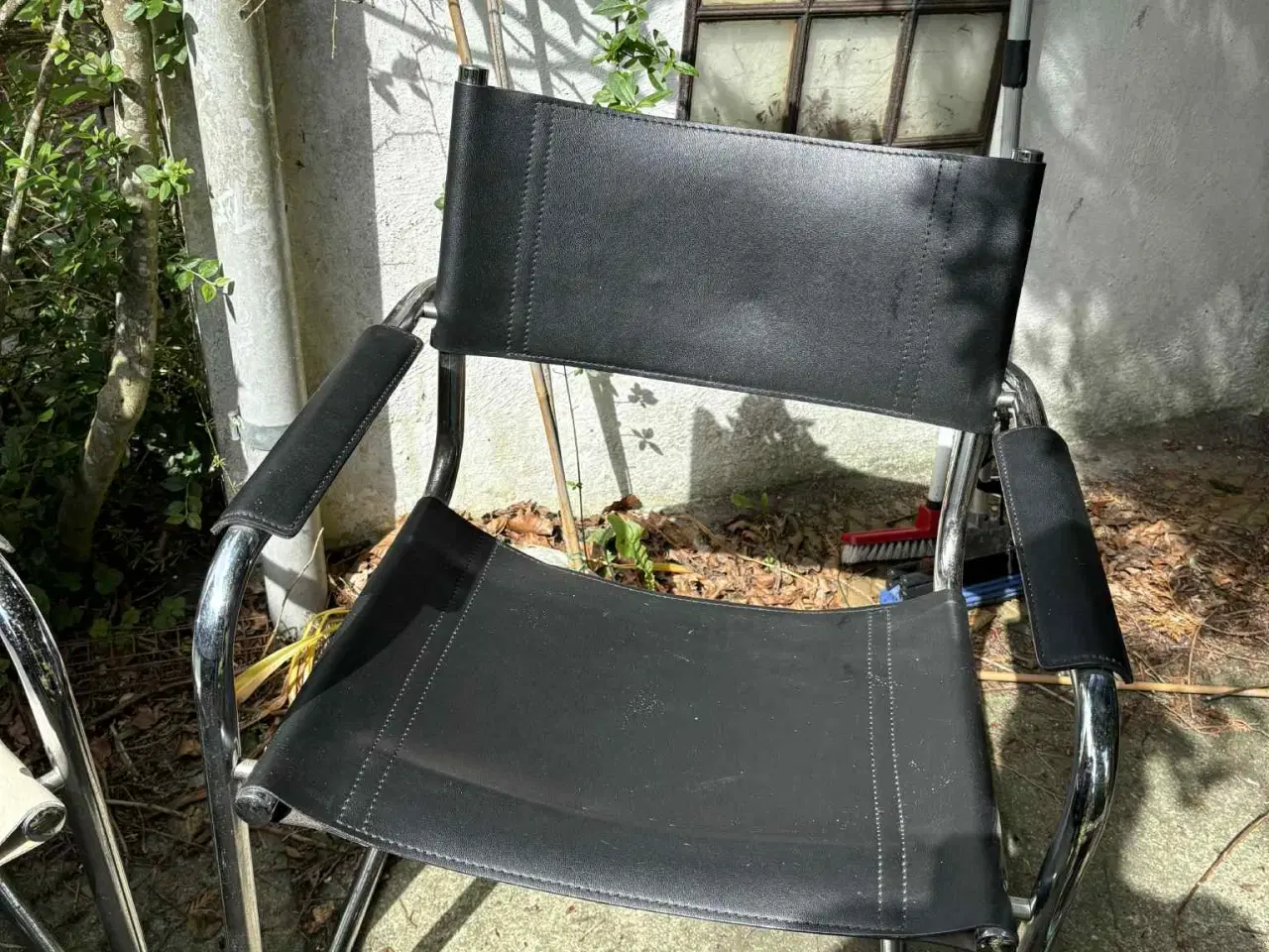 Billede 2 - 2 stk. Frisvinger-stole – retro design med patina