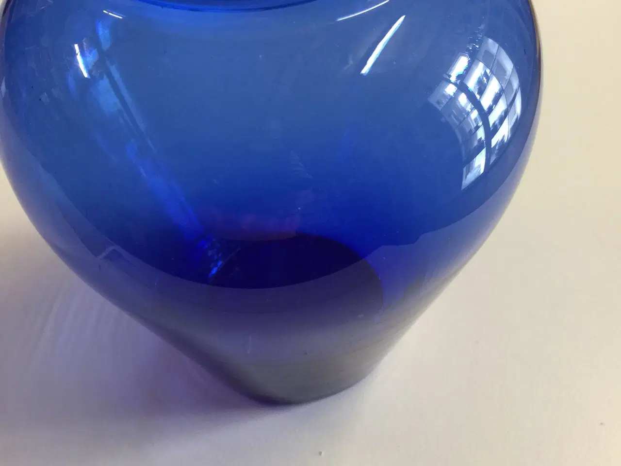Billede 2 - Blå vaser, glasskåle, lysestage og hyacintglas