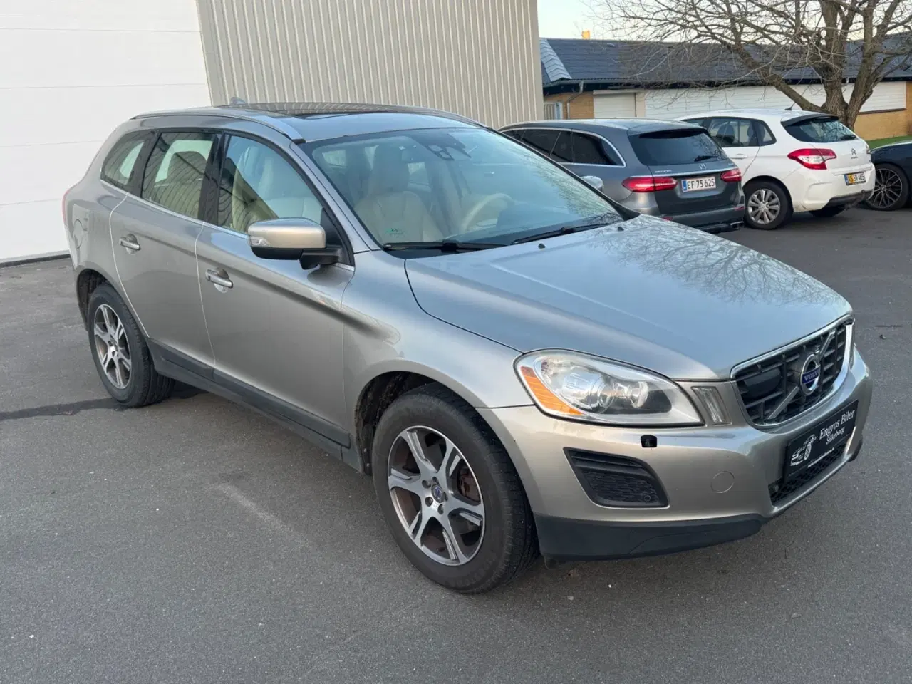 Billede 1 - Volvo XC60 2,4 D5 205 Momentum aut. AWD