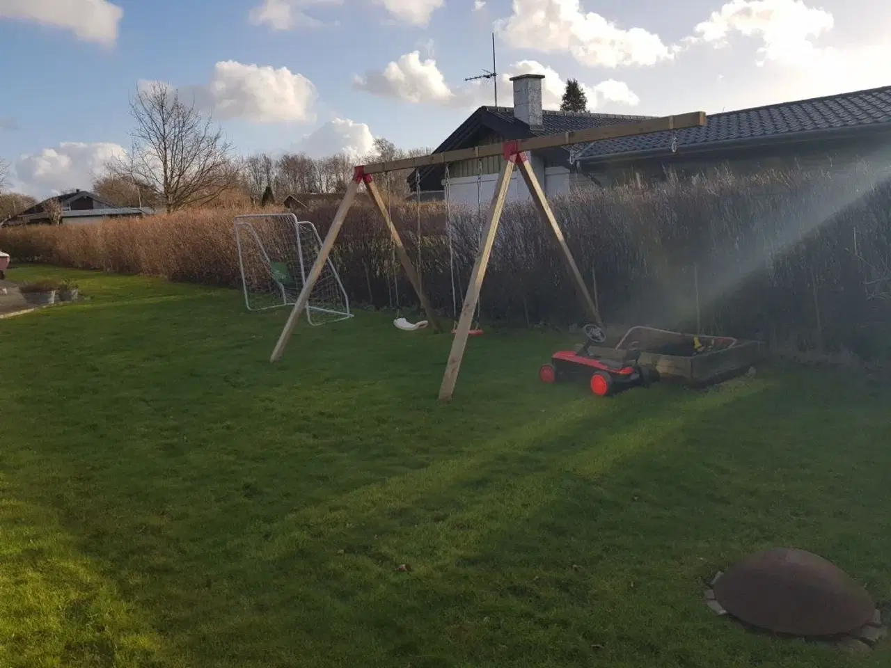 Billede 5 - Sommerhus ved Hasmark Strand til 6(8) personer.
Moderne, hel�rsisoleret og meget t�t p� havet, udlejes privat