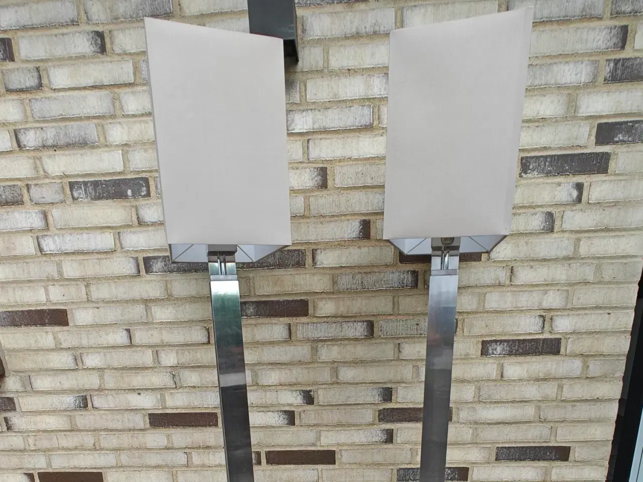 Billede 3 - Flotte gulvlamper 2 stk.