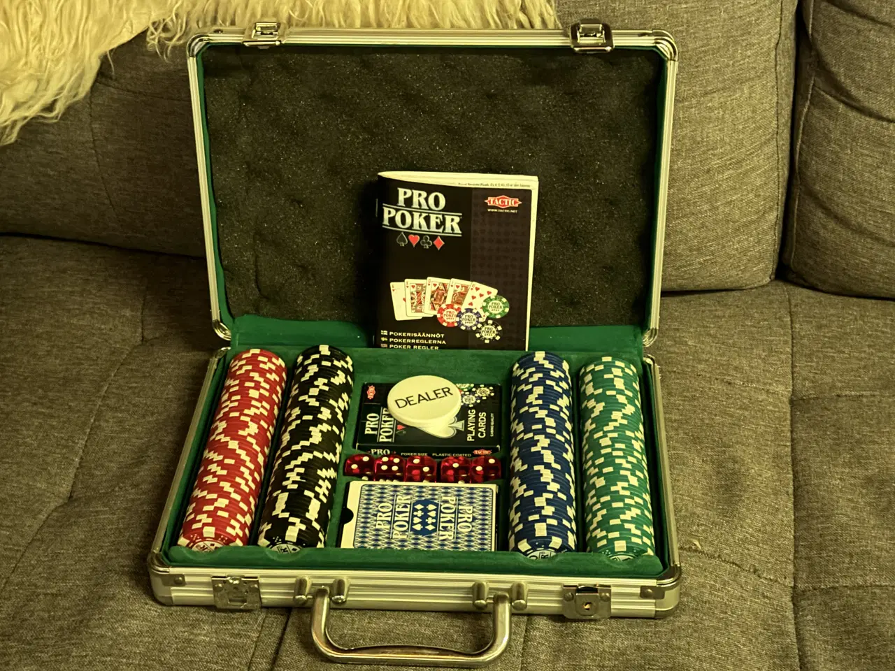 Billede 1 - Pro Poker i aluminiums kuffert