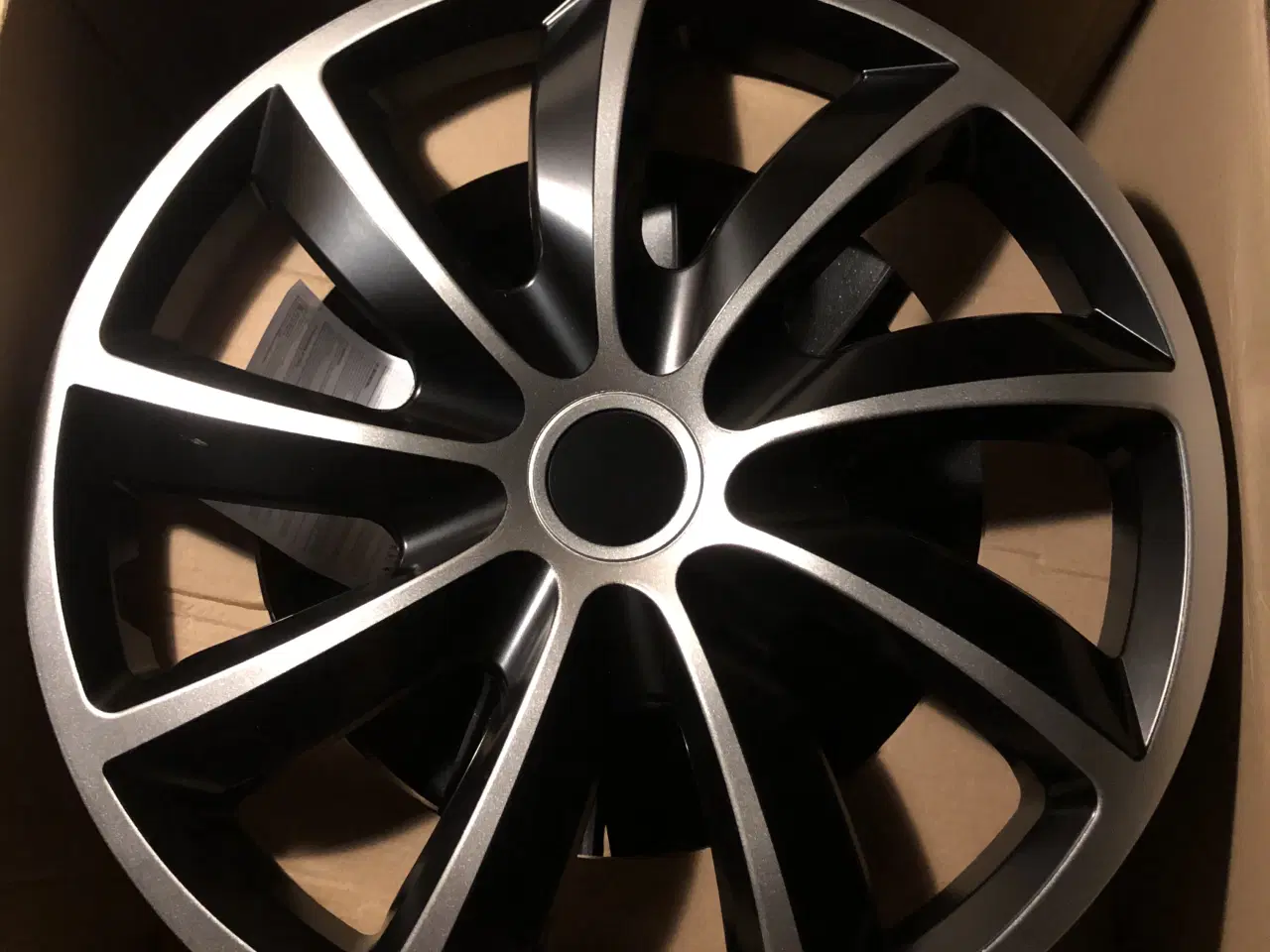 Billede 1 - 17” nye hjulkapsler