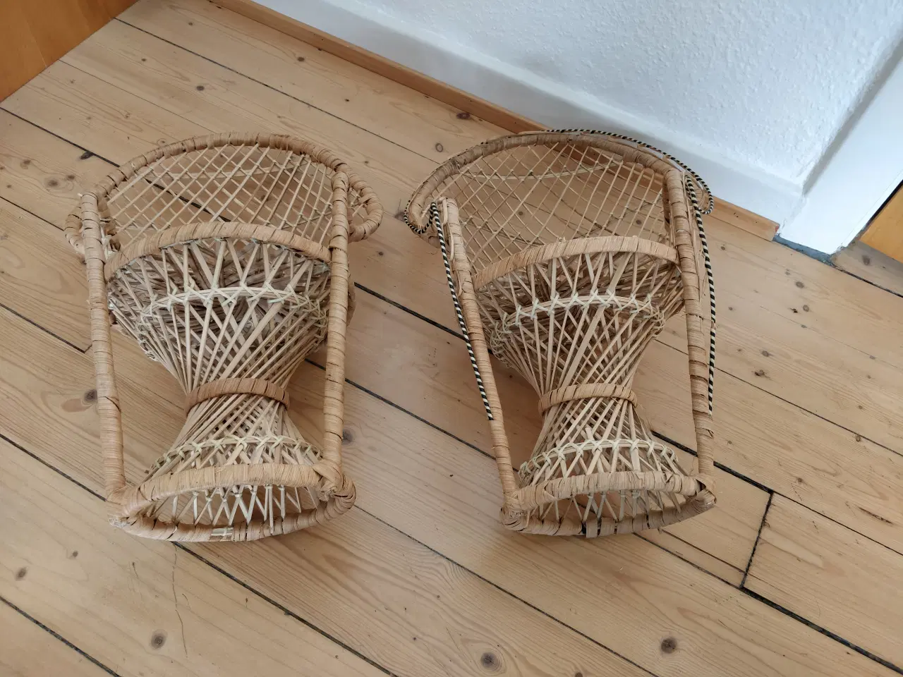 Billede 4 - Dukkestole