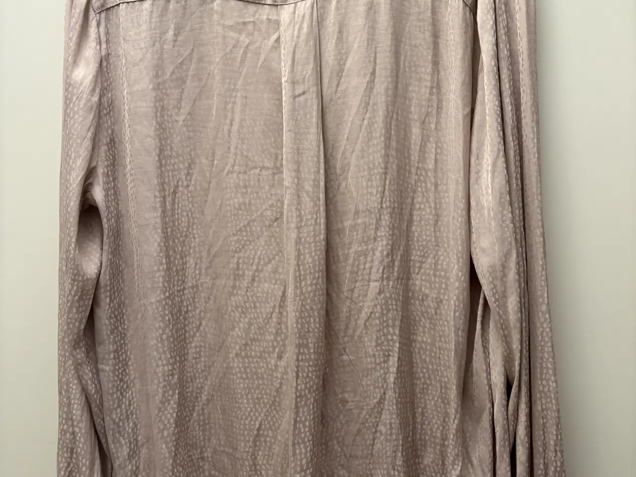 Billede 2 - Silke bluse