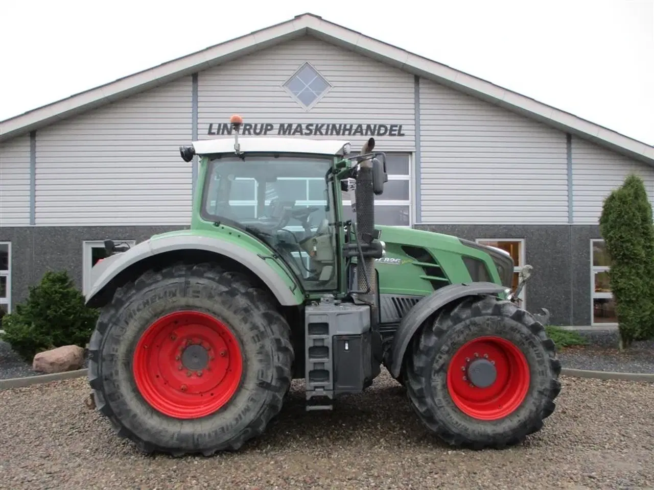 Billede 2 - Fendt 826 Vario TMS og ProfiPlus. Pæn godt udstyret traktor.