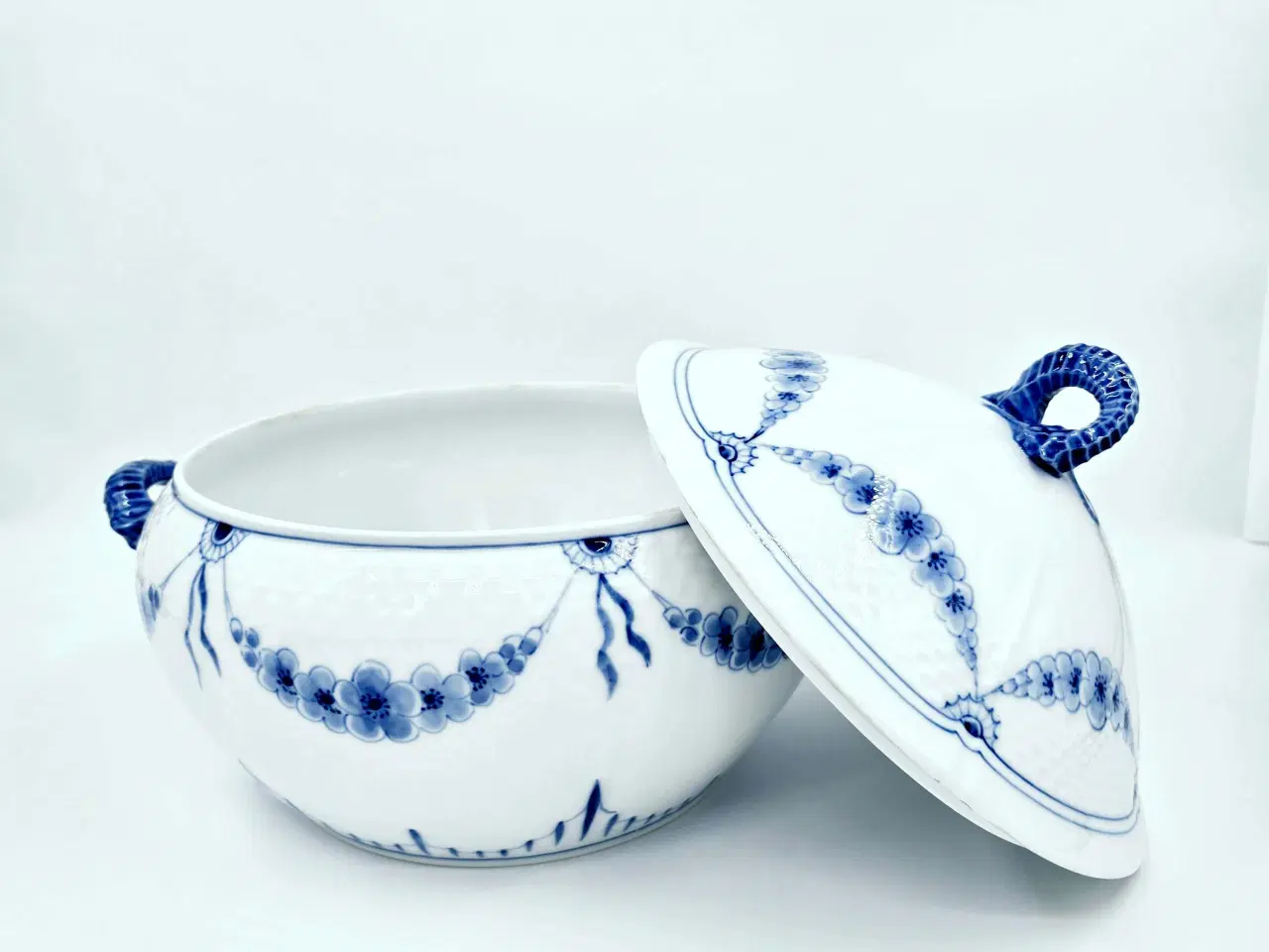 Billede 9 - Empire Terrin & Underfad 1 sortering Porcelæn 